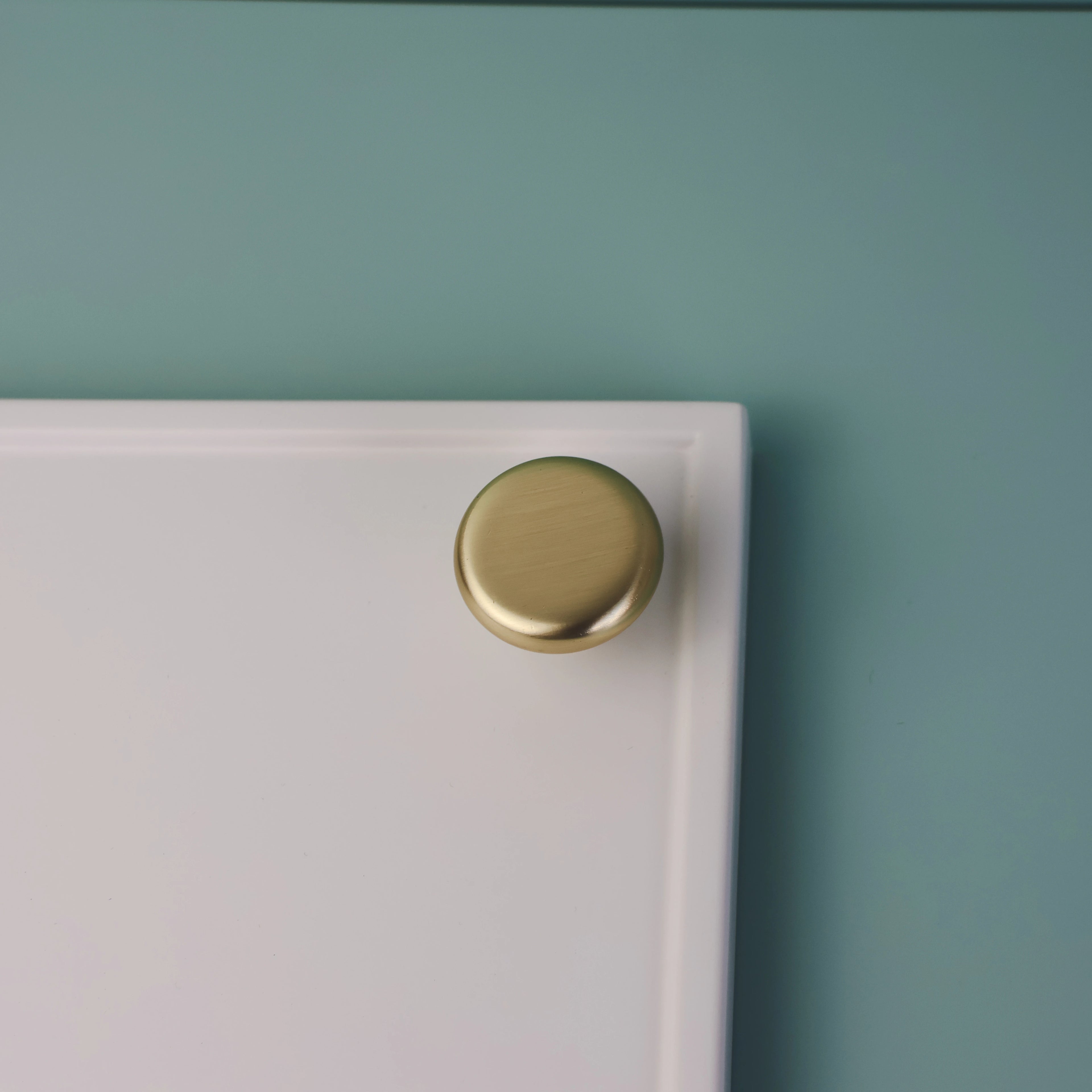 Melbourne Knob Brushed Brass