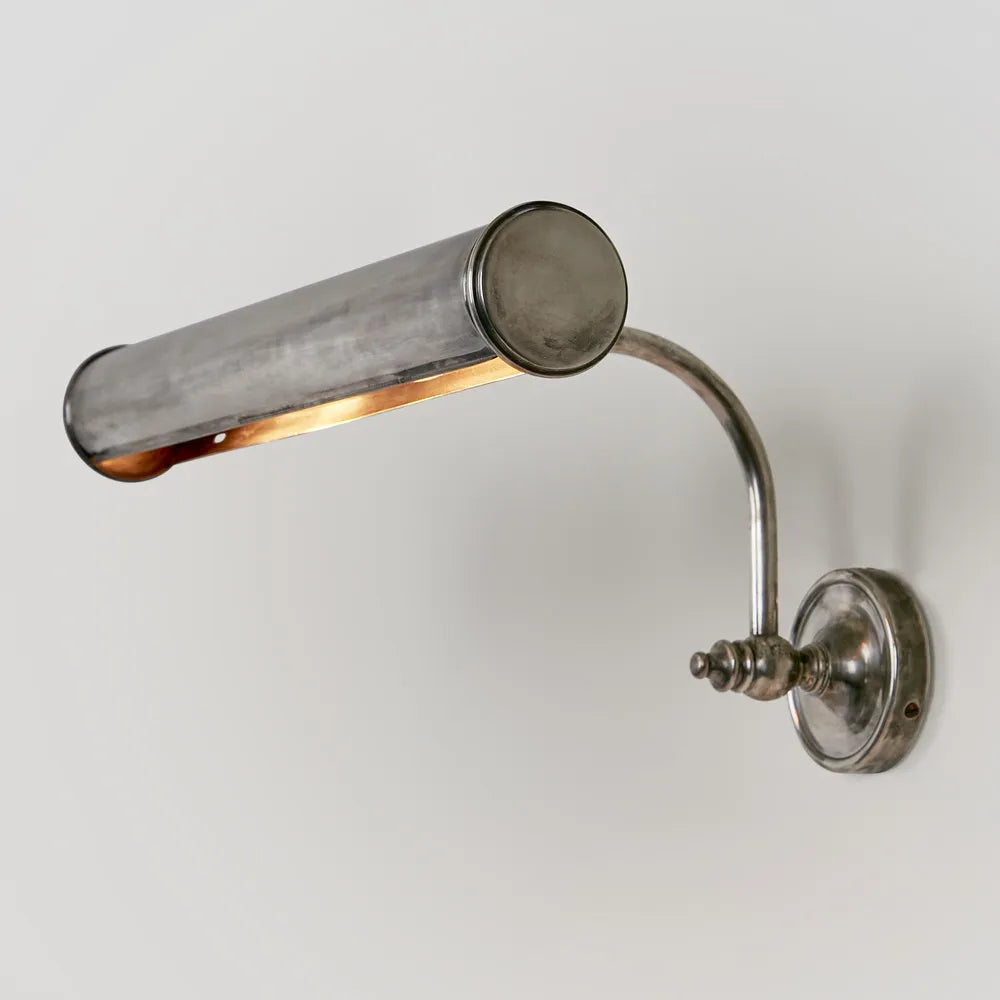 BARCLAY WALL LIGHT