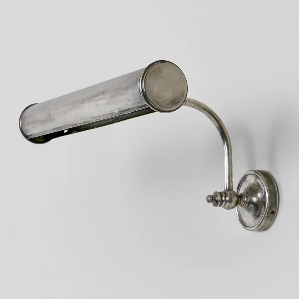 BARCLAY WALL LIGHT