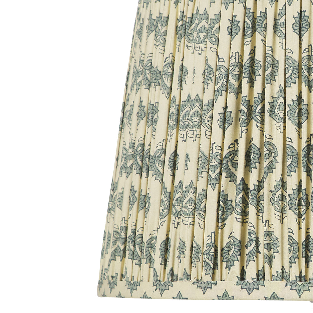 Bay Pleated Shade