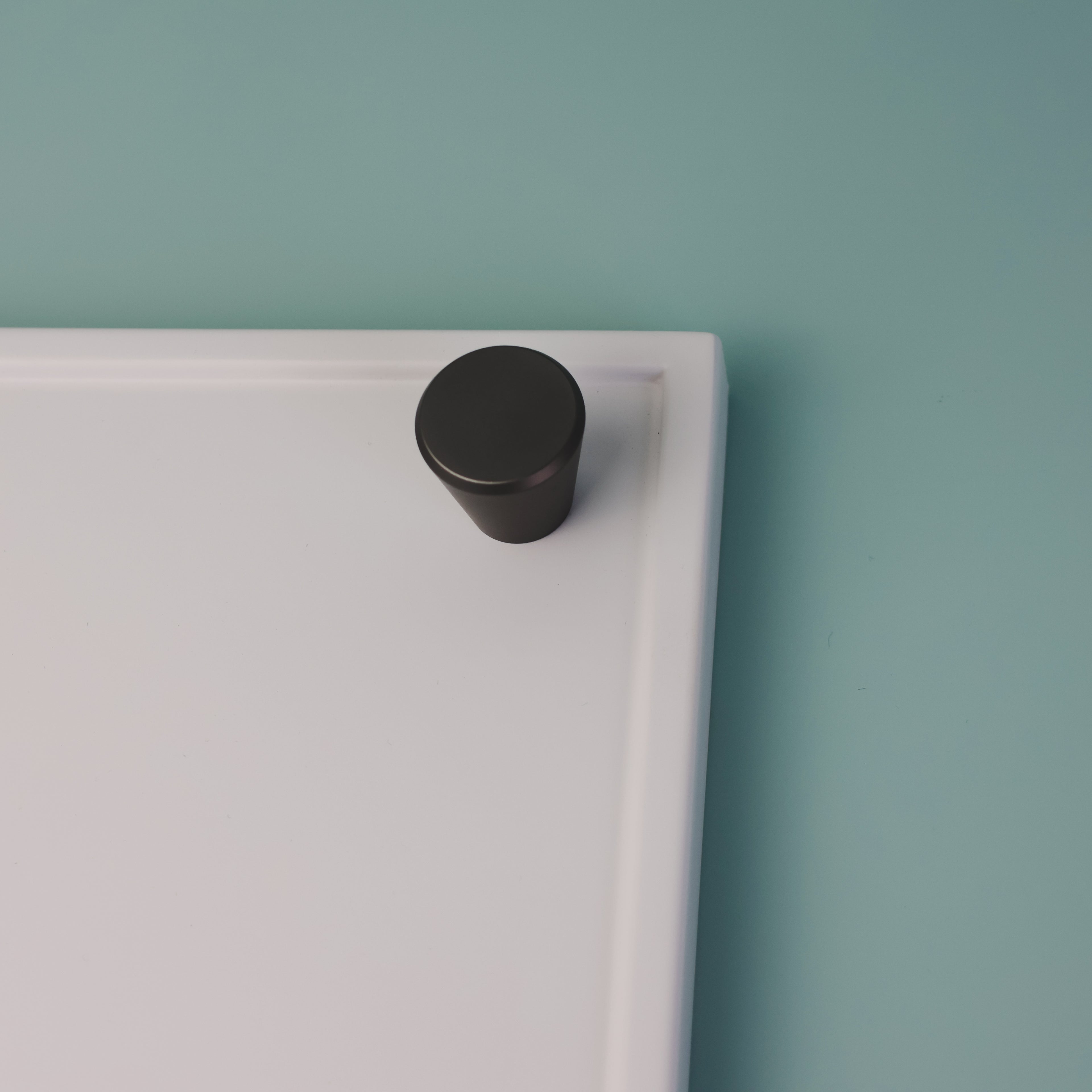 Adelaide Knob Matte Grey