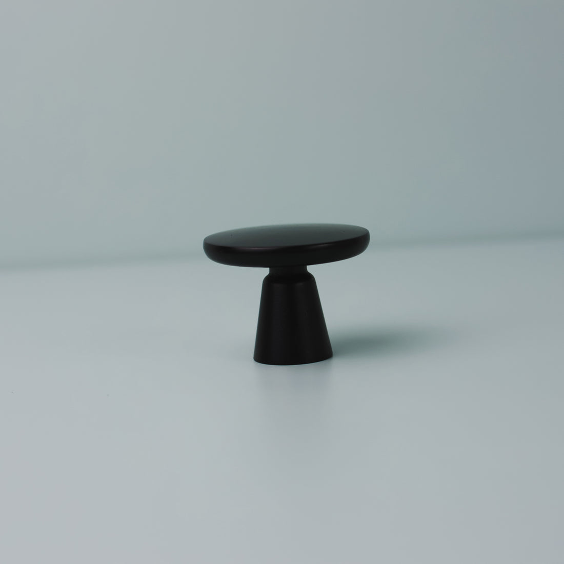 Brisbane black kitchen cabinet knob by Otoley – modern matte black knob for drawers and cabinets, ideal for contemporary kitchen and bathroom renovations.