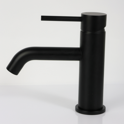 Granger Short Basin Mixer - Matte Black
